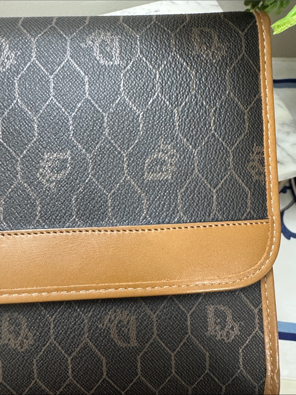 Christian Dior Vintage Honeycomb Crossbody Clutch - Picture 4 of 15